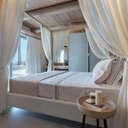 Artisan's House *